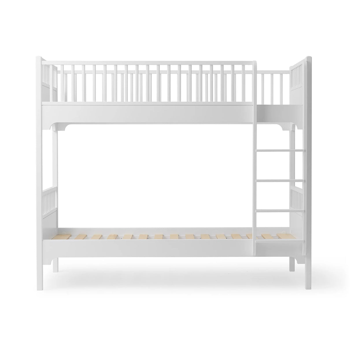 FREE Installation - Oliver Furniture Seaside Classic Bunk Bed with Vertical Ladder in White - Little Snoozes