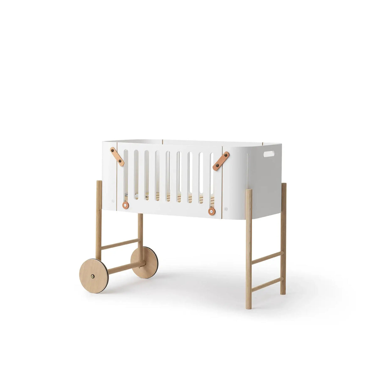 FREE Installation - Oliver Furniture Wood Co-Sleeper in White/Oak Inc Bench Conversion - Little Snoozes