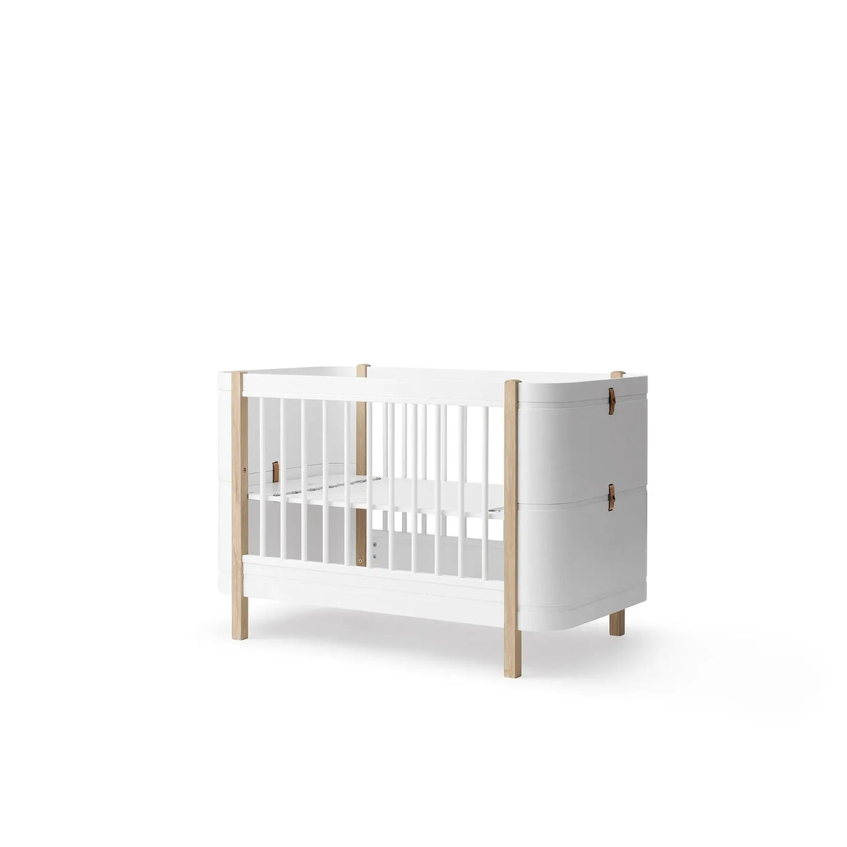 FREE Installation - Oliver Furniture Wood Mini+ Cot in White/Oak - Little Snoozes