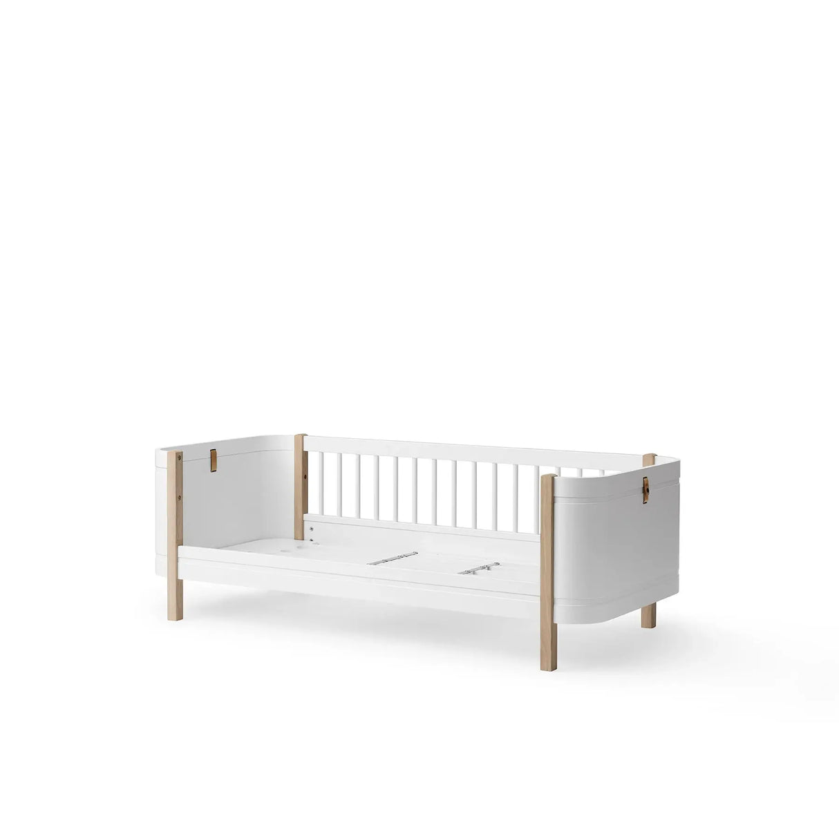FREE Installation - Oliver Furniture Wood Mini+ Junior Bed in White/Oak - Little Snoozes
